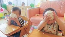 登園、自由あそび