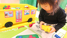 登園、自由あそび